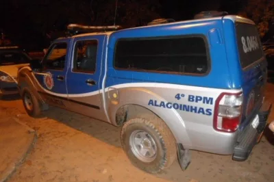 Alagoinhas: Dupla suspeita de arrombar loja é presa por policiais do 4° Batalhão