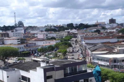 Casos de coronavírus em Alagoinhas aumentam 12x após reabertura do comércio