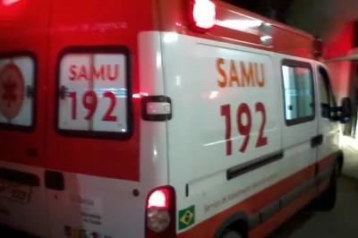Motociclista fica ferido após colidir com cavalo solto em Alagoinhas