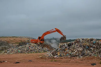 Feto é encontrado dentro de saco plástico em aterro de Alagoinhas