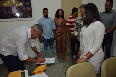 Alagoinhas: Prefeito Joaquim Neto dá posse a quatro novos secretários