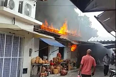 Incêndio destrói restaurante na central de abastecimento de Alagoinhas
