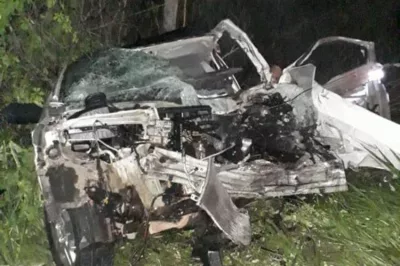 Motorista morre em colisão com carreta carregada de madeira na BR-110