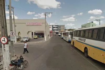 Ladrões invadem loja e roubam mais de 40 celulares em Alagoinhas