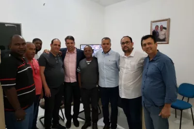 Greve de rodoviários termina após negociação mediada pelo prefeito Joaquim Neto