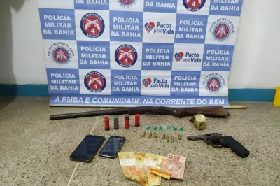 Polícia prende dois homens e apreende armas em Alagoinhas