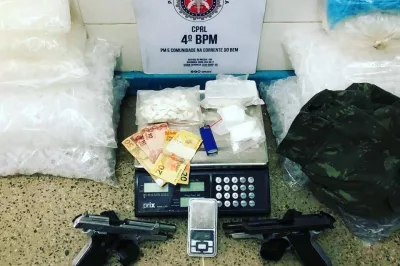 Alagoinhas: Polícia apreende armas e drogas durante abordagem na Baixa do Corte
