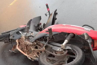 Alagoinhas: Jovem morre após perder controle da moto e bater em poste