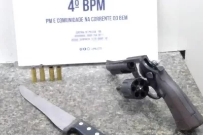 Dupla é presa suspeita de roubar transeuntes em Alagoinhas