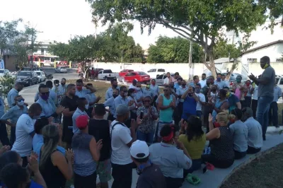 Rodoviários da ATP cruzam os braços em apoio a grevistas da Viação Cidade de Alagoinhas
