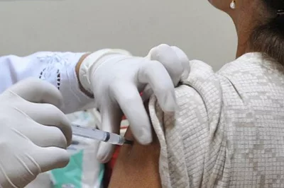Idosos acima de 75 anos só serão vacinados quando chegar o segundo lote de vacinas a Alagoinhas