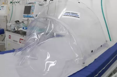 UPA de Alagoinhas adota bolha de contenção, equipamento que diminui necessidade de respirador