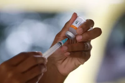 Alagoinhas: Prefeitura segue com aplicação da vacina de reforço e 1ª dose para o pessoal da saúde