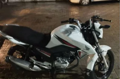Alagoinhas: Policiais do Quarto Batalhão recuperam motocicleta roubada e prendem suspeito do crime