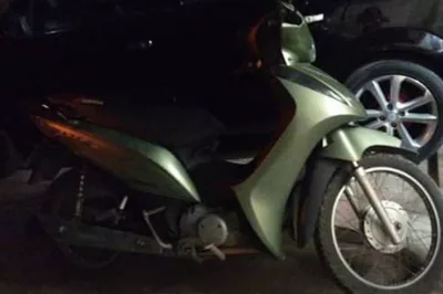 Motocicleta roubada é recuperada pela Polícia Militar em Alagoinhas