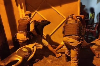 Polícia Militar interrompe festa clandestina com mais de 100 pessoas em Alagoinhas