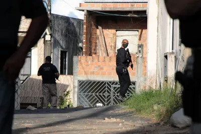 Homem suspeito de cometer roubos e crimes sexuais no subúrbio ferroviário de Salvador é preso em Alagoinhas