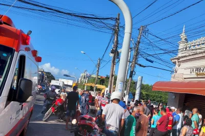 Três pessoas ficam feridas em acidente envolvendo duas motos no centro de Alagoinhas