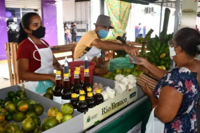 Alagoinhas: 2ª Feira da Agricultura Familiar garante produtos orgânicos a preços acessíveis e valoriza os produtores rurais
