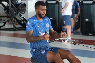 Bahia anuncia rescisão de contrato com zagueiro Ligger