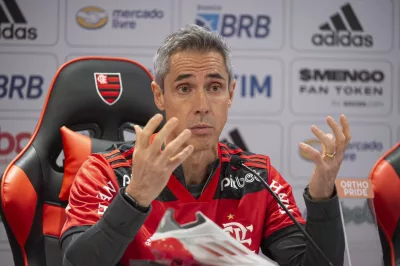 Em apresentação ao Flamengo, Paulo Sousa diz que quer fazer história