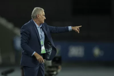 Tite anuncia que vai deixar a seleção brasileira depois da Copa do Catar