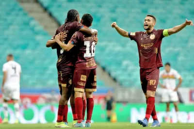 Bahia supera trauma do atentado, bate o Sampaio Corrêa e respira no Nordestão