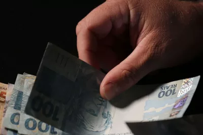 Poupança tem entrada líquida de R$ 1,3 bi em março