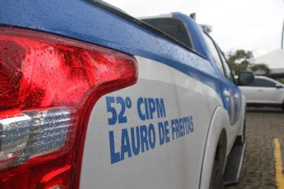 Homem é preso após invadir casa e ameaçar proprietário com facão em Lauro de Freitas