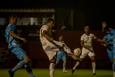 Com gols no fim, Vitória vence o Glória-RS e avança na Copa do Brasil