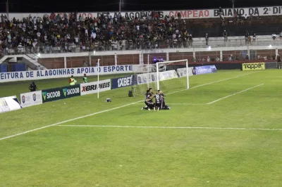 Atlético de Alagoinhas vence o Bahia de Feira e vai à final do Campeonato Baiano