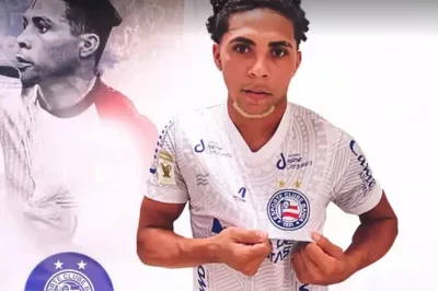 Atacante Vitor Jacaré é anunciado pelo Bahia