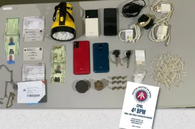 Inhambupe: policiais do Quarto Batalhão apreendem três armas brancas e conduz suspeito de ameaça para delegacia