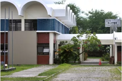 Professores de Camaçari são afastados após acusação de assédio sexual contra oito alunas
