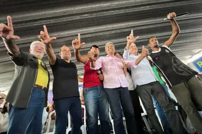 ‘Não dá para o povo brasileiro não reagir’, afirma Jerônimo em Alagoinhas