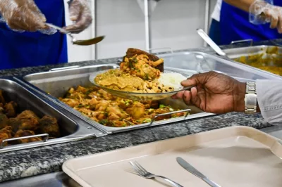 Apenas 12 prefeituras baianas contam com restaurante popular e 9 têm cozinha comunitária, revela IBGE