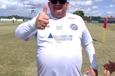 Guto Ferreira passa por exames em hospital após desconforto no peito: ‘Tá tudo bem’