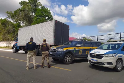 Alagoinhas: Ação conjunta entre a PRF e a PM termina com três mortos na BR-101