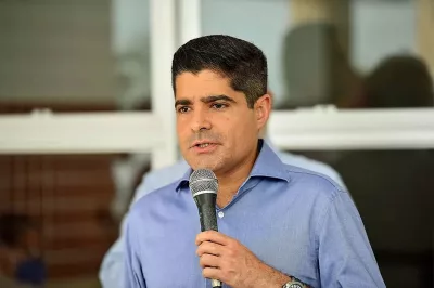 “Ninguém quer tirar a candidatura de ninguém”, diz Neto sobre negociação com Roma e Bolsonaro