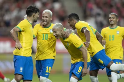 Seleção Brasileira goleia a Coreia do Sul em amistoso de preparação para a Copa do Mundo