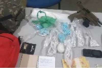 Policiais do 4° BPM e CIPE Litoral Norte apreendem pistola e drogas em Inhambupe