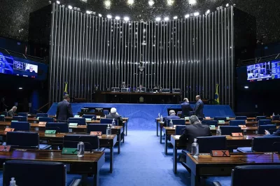 Senado aprova projeto que limita ICMS sobre combustíveis e energia