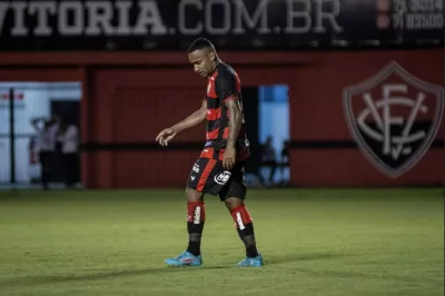 Com direito a pênalti perdido, Vitória é batido pelo Volta Redonda no Barradão