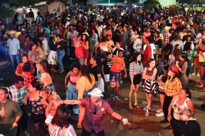 São João nos distritos: Primeira noite é marcada pela alegria e tranquilidade