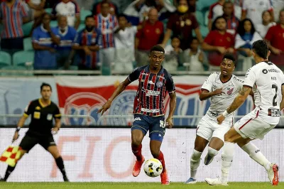 Bahia perde de virada para o Athletico-PR e sai em desvantagem na Copa do Brasil