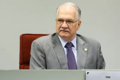 Fachin alerta para risco do Brasil ter episódio mais grave do que a invasão do Capitólio
