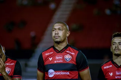 Rodrigão pode desfalcar o Vitória em duelo contra o São José-RS