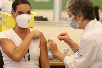 Covid-19: Brasil registra 122 mortes e 45,5 mil casos em 24 horas