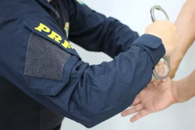 Motorista é preso em Alagoinhas acusado de crime de estupro em SP