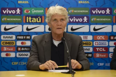Pia Sundhage convoca seleção feminina para amistosos na África do Sul